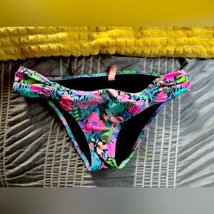 VS swim bottoms- size small